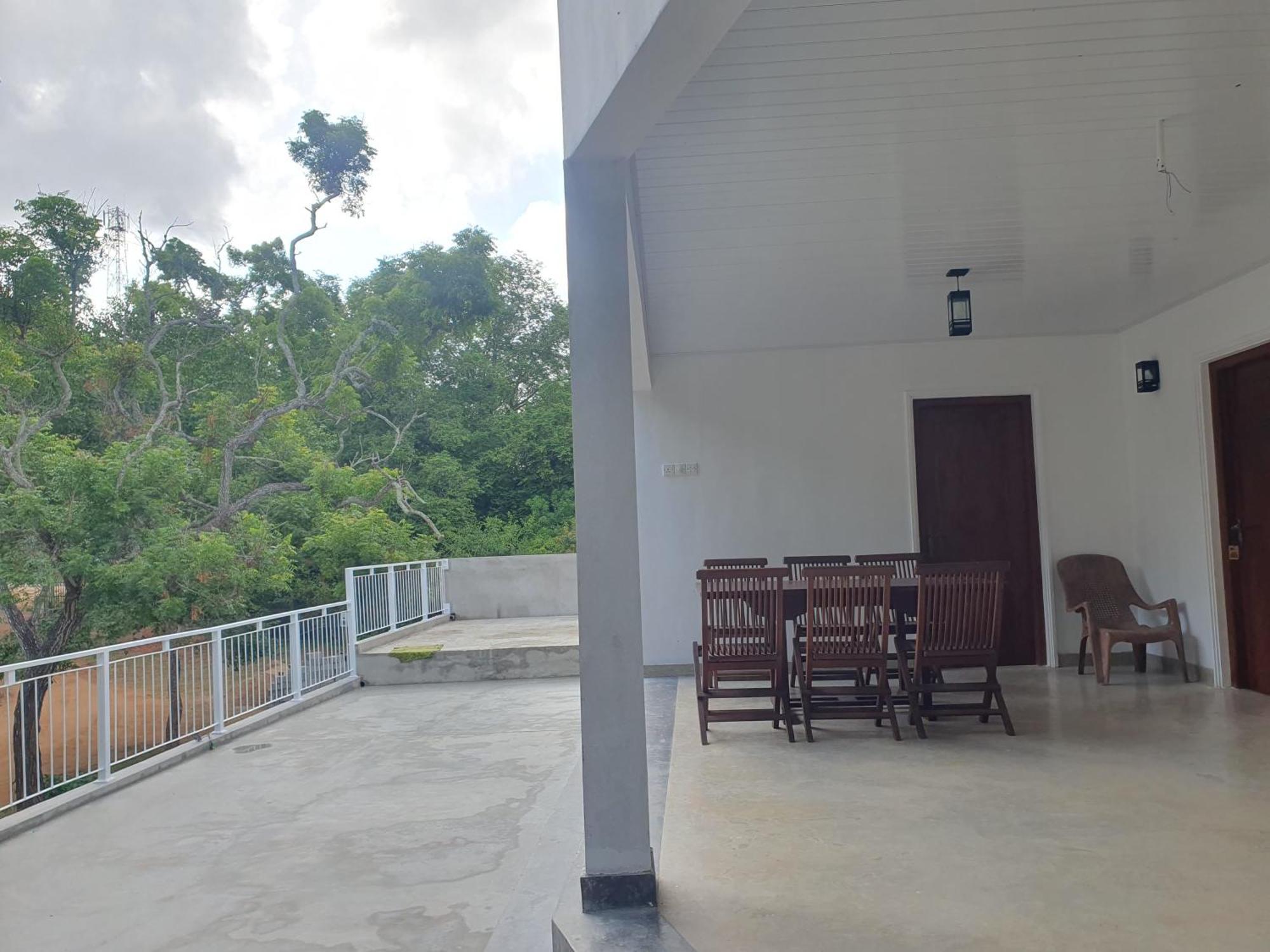 Hotel Wilpattu Corridor Leisure Exterior foto